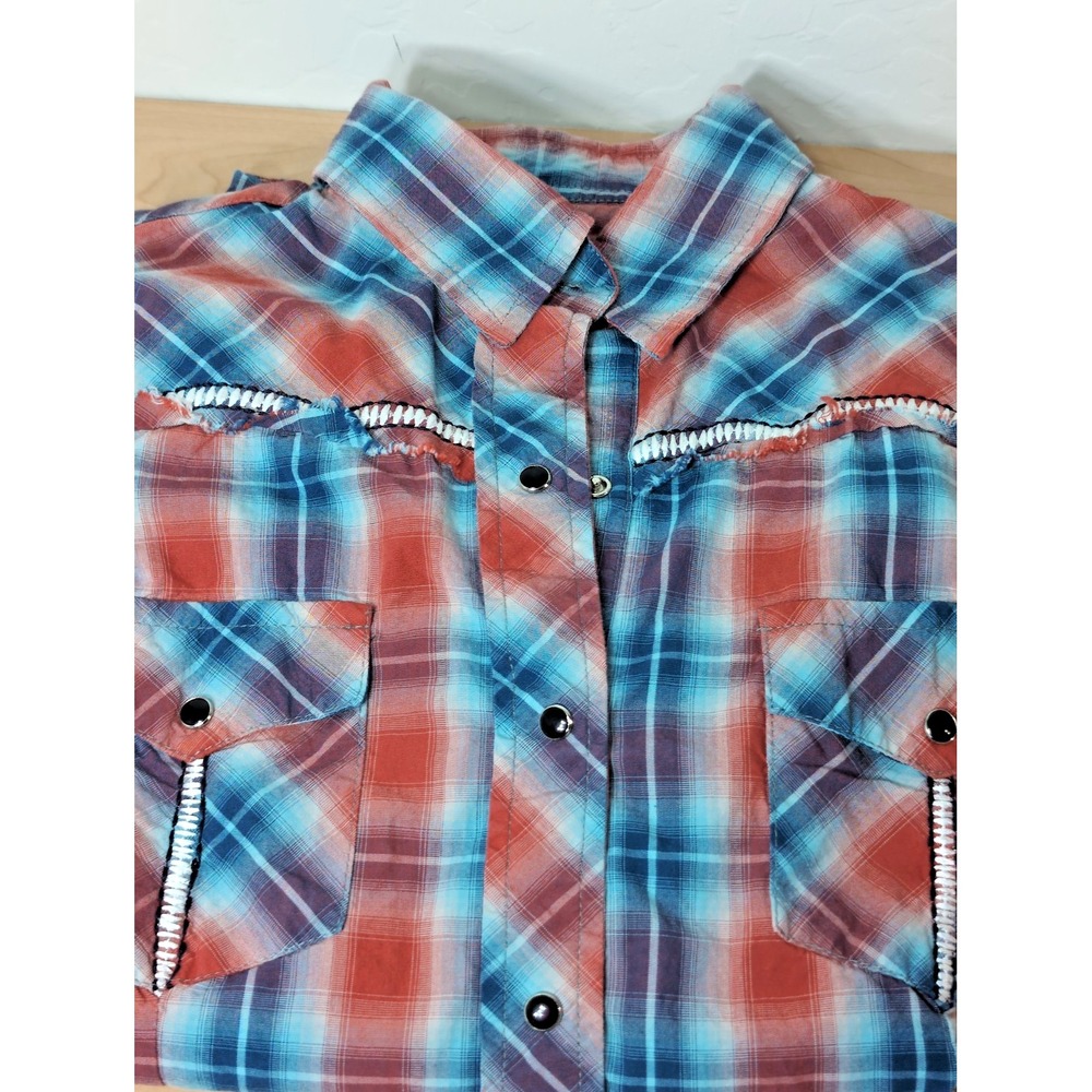Cowgirl Legend Women's Large Pearl Snap Plaid Long Sleeve Red White & Blue